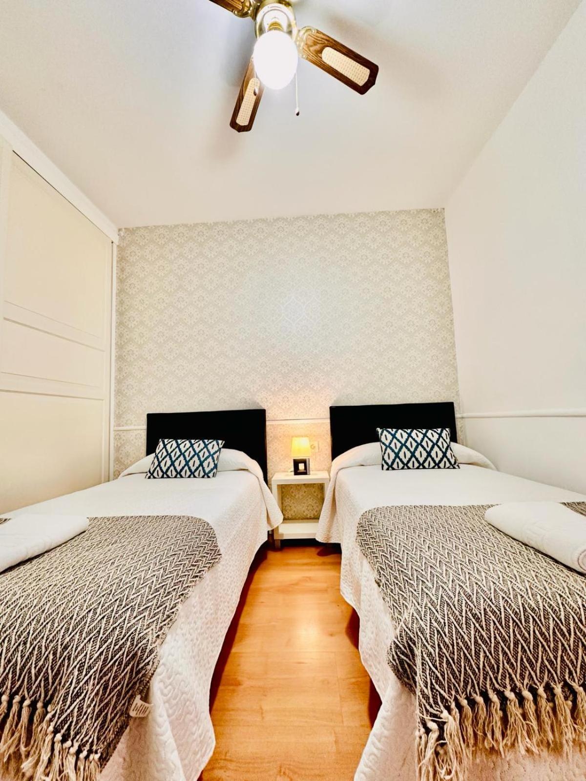 Apartamento Turistico Pizarro Mérida Kültér fotó